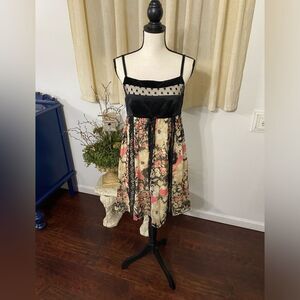 100% Silk Milly of New York  babydoll slip dress size 6